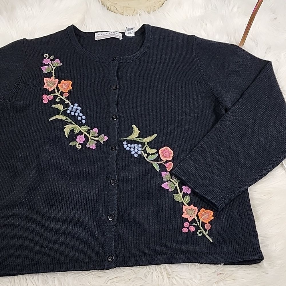 Embroidered Floral & Vine Cardigan Sweater Size L